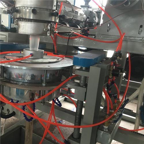 输水带生产设备东莞双层下吹花纹水龙带生产线 塑料机械生产厂家